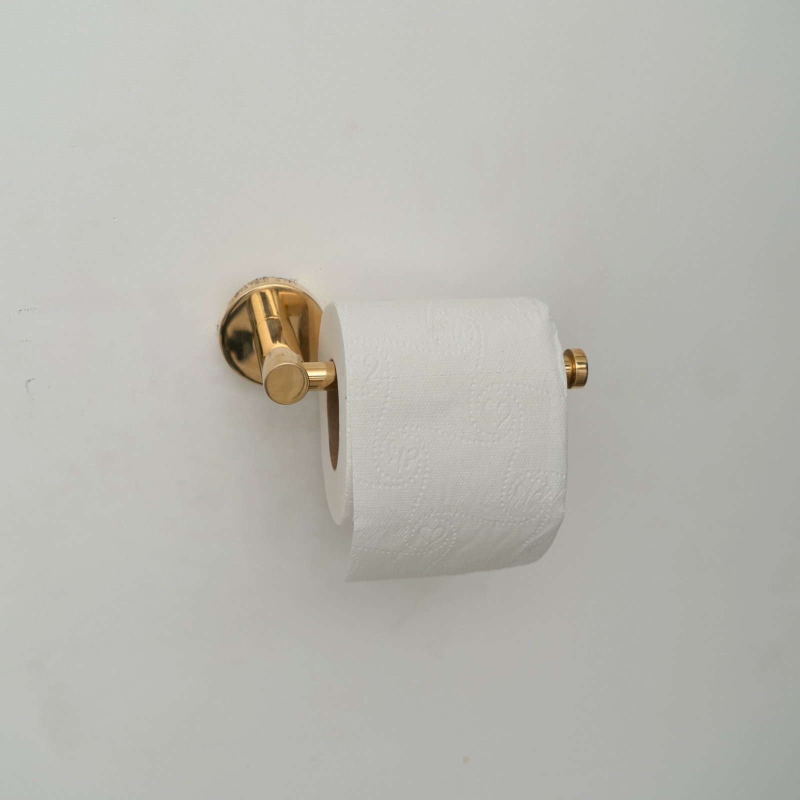 AuraPure Toilet Paper Roll Holder - Image 2