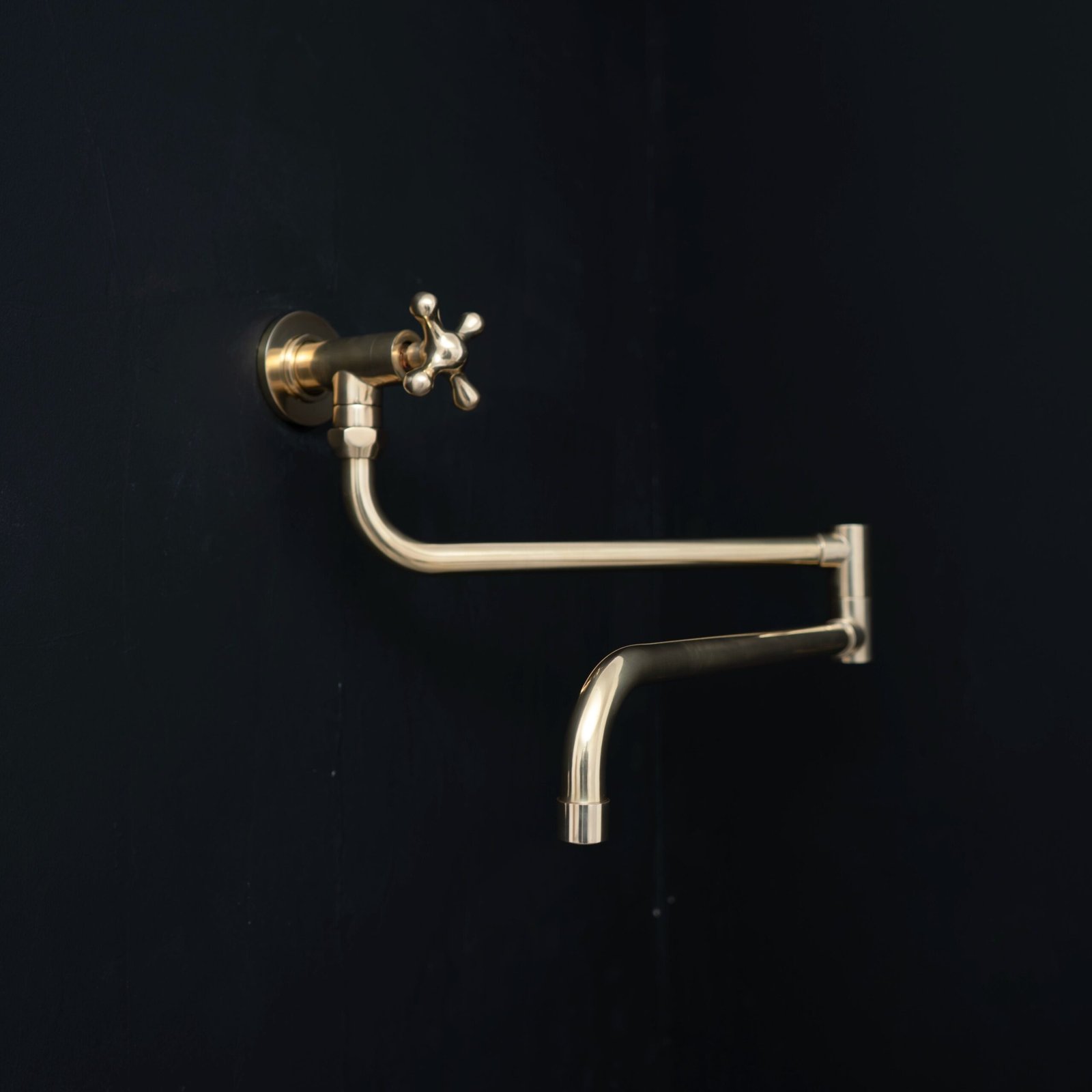 Lombok Pot Filler - Image 2
