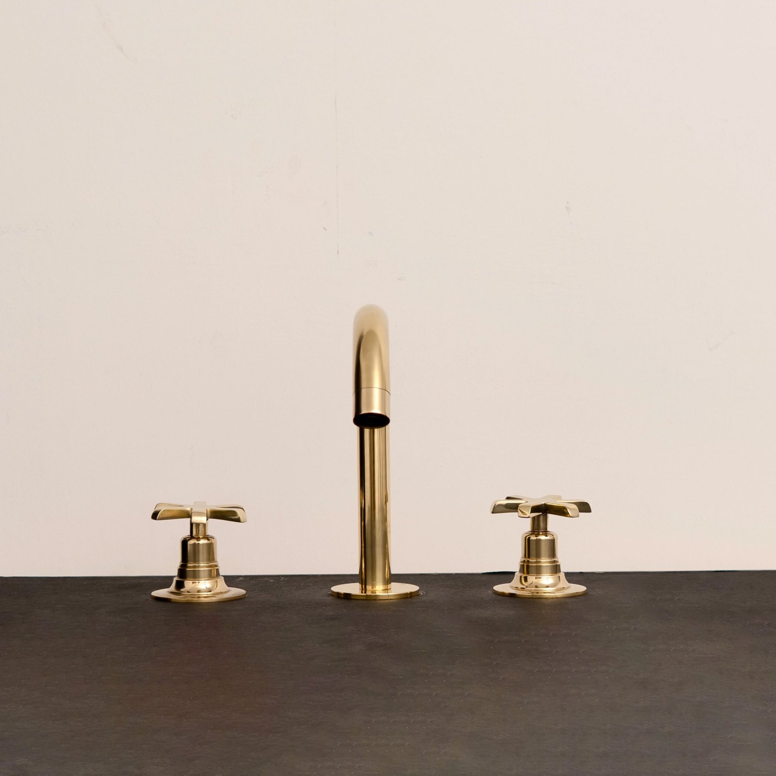 3-Hole Bath Faucet - Image 2