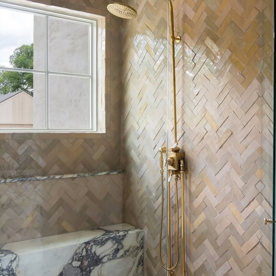 Handcrafted Thermostatic Shower - Image 2
