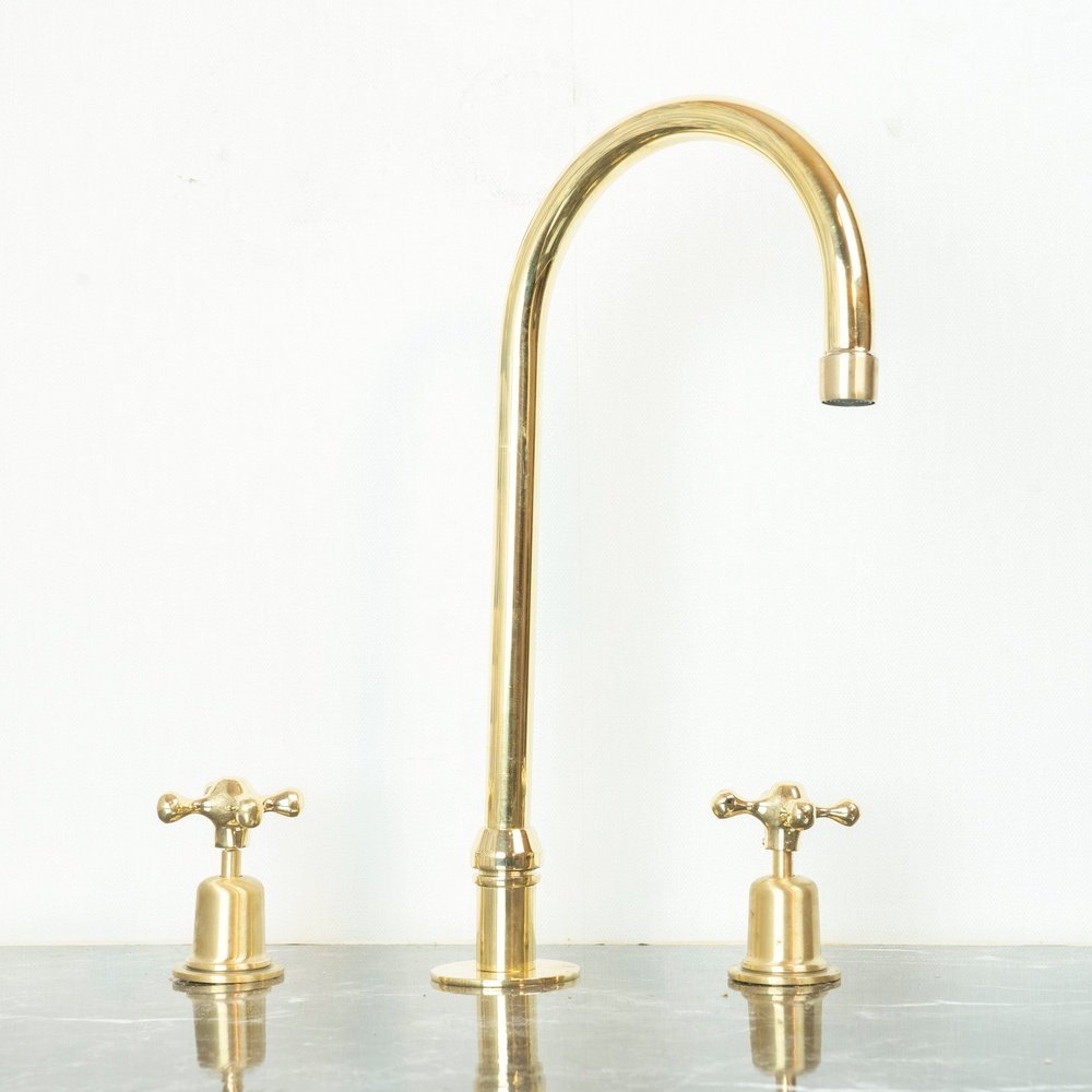 The Bell Kitchen Faucet - Image 3