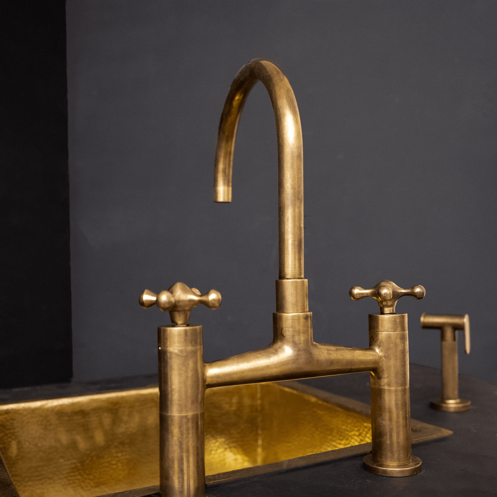 Mykonos Bridge Faucet - Image 7