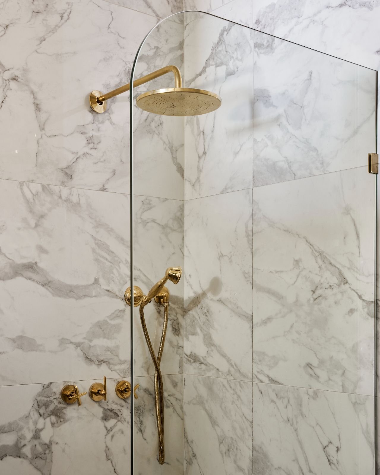 The Handheld Shower System - Image 3