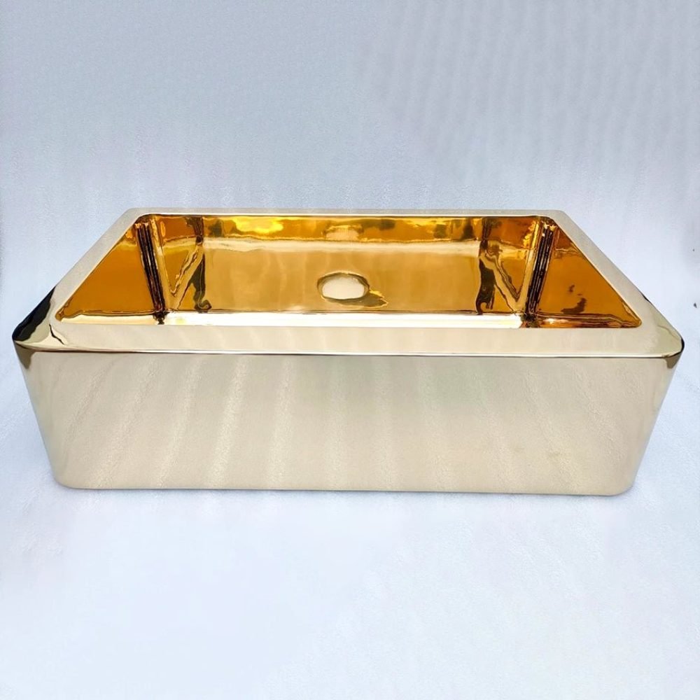 brass-farmhouse-sink-915565.jpg