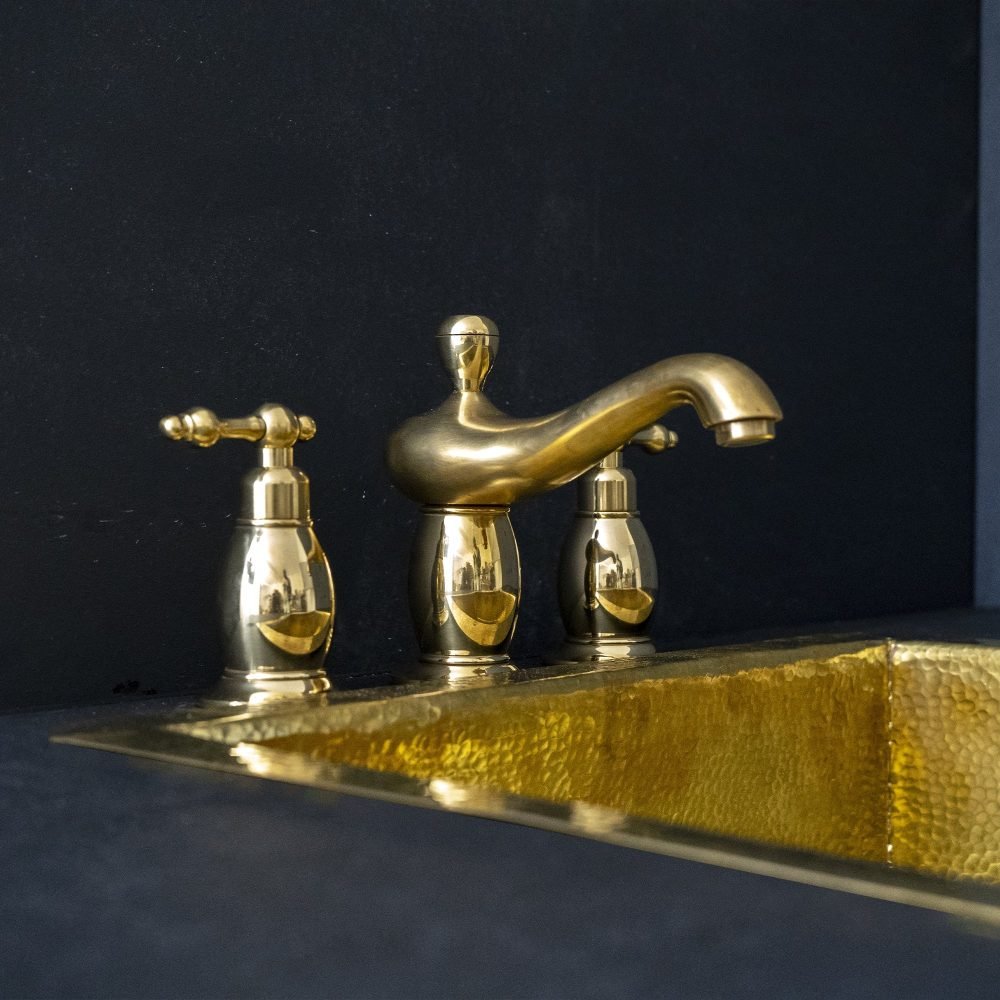 deck-mounted-faucet-109728.jpg