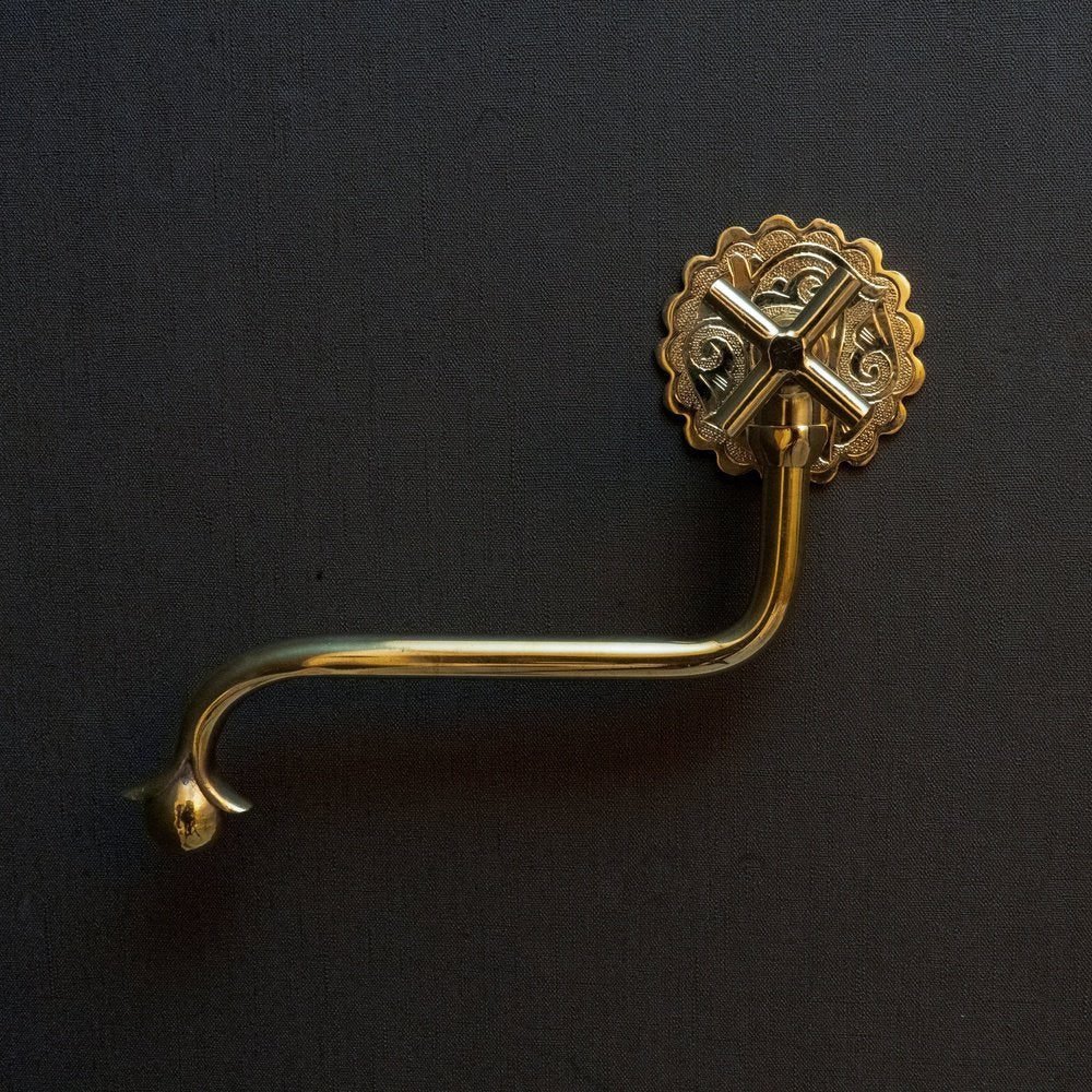 unlacquered-brass-wash-foot-faucet-980555.jpg